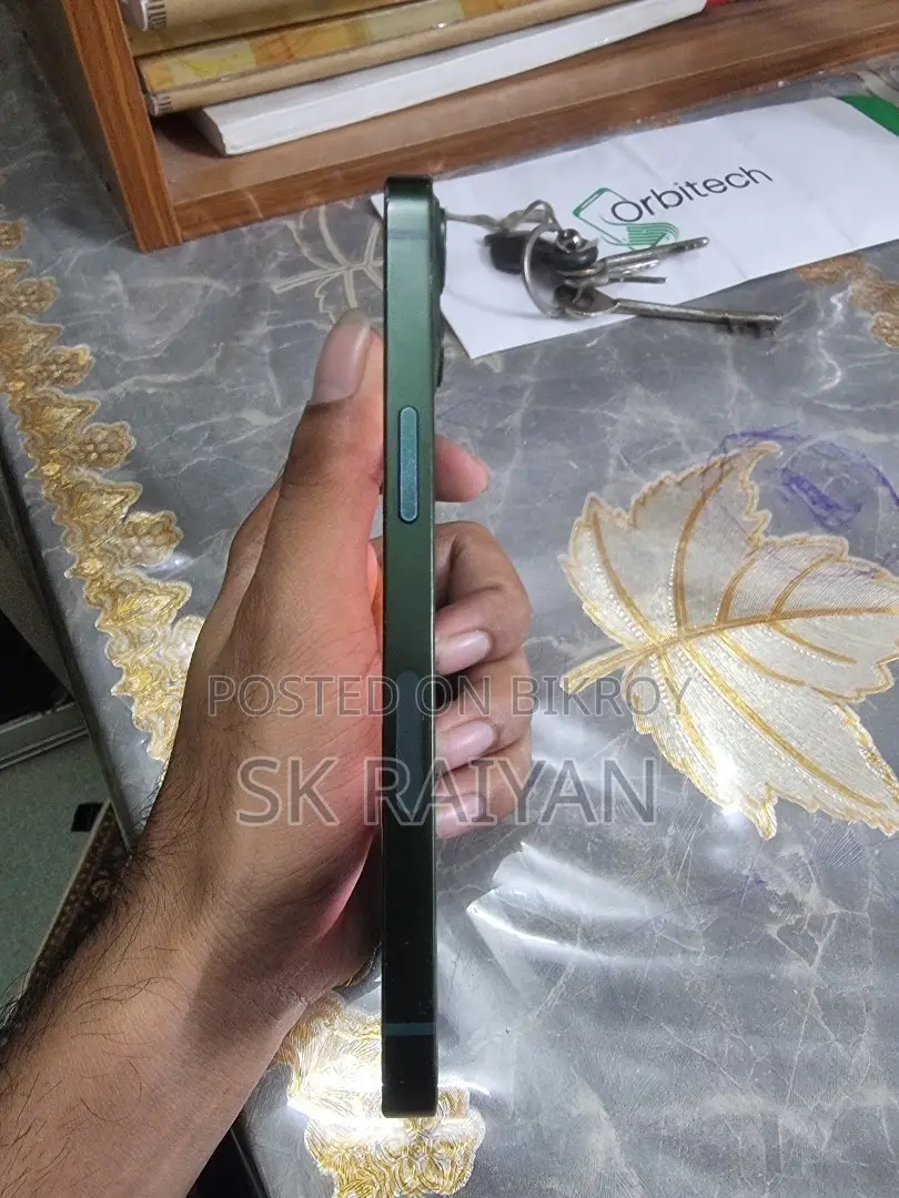 Apple iPhone 13 128 GB Green