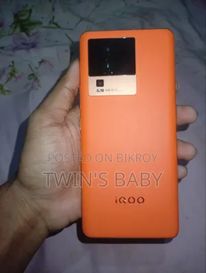 iQOO 256 GB Orange