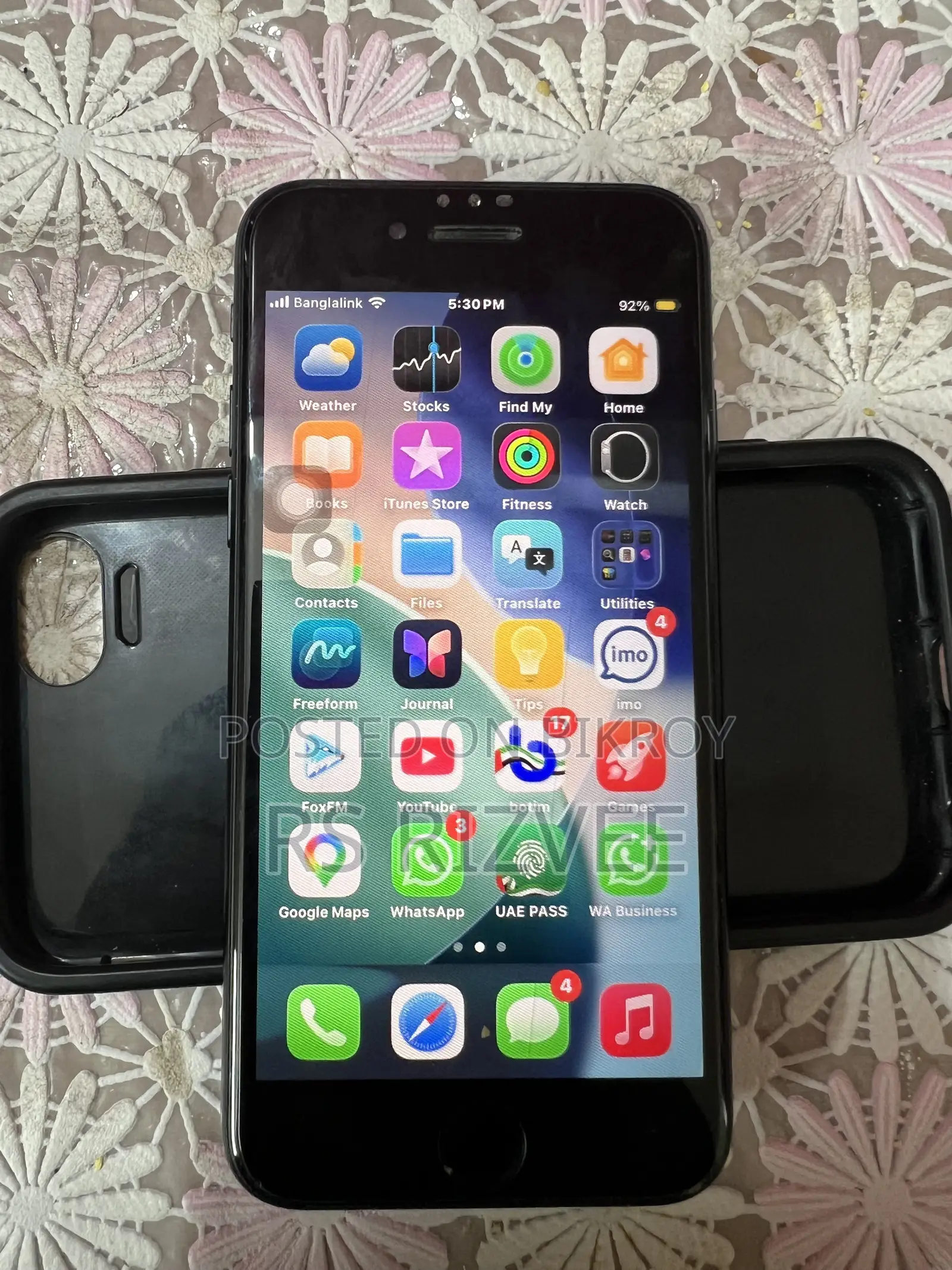 Apple iPhone SE (2022) 64 GB Gray