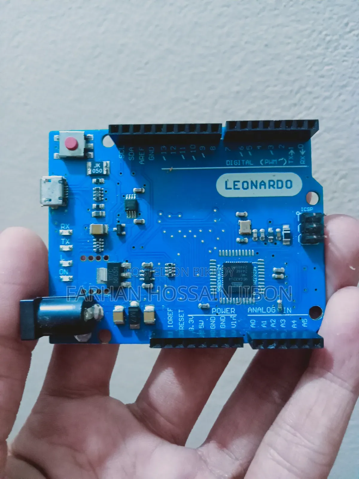 Arduino Leonardo+breadboard+5 Jumper Cable
