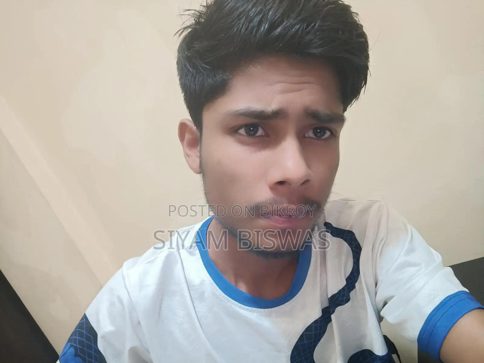 ফাস্টফুড দোকান এর কর্মী