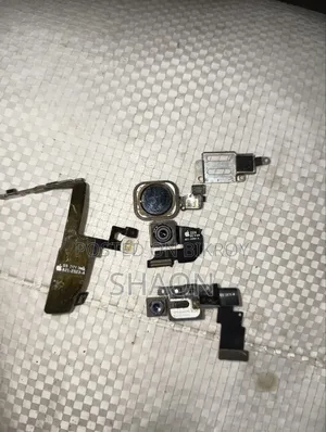 iPhone 6 Camera Finger Button