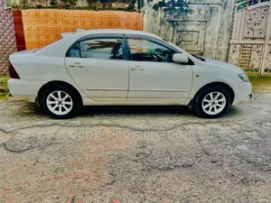 টয়োটা করোল্লা ২০০১ সিলভার