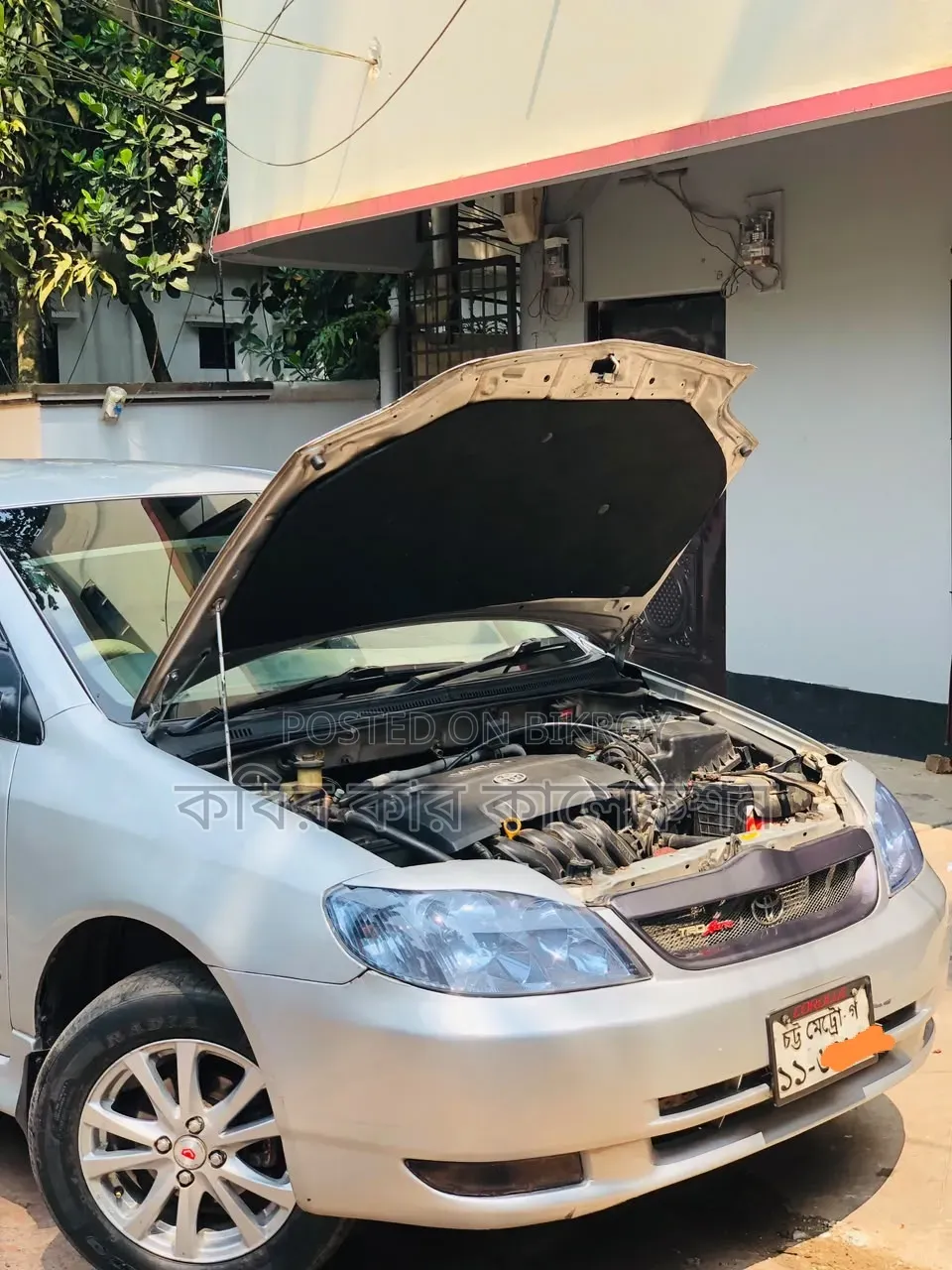 টয়োটা করোল্লা ২০০১ সিলভার