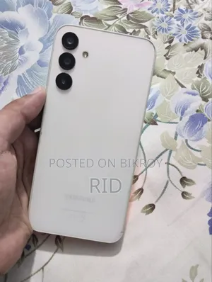 স্যামসাং গ্যালাক্সি এ১৫ ১২৮ জিবি সাদা