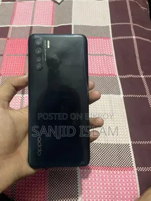 অপ্পো এফ১৫ ২৫৬ জিবি কালো