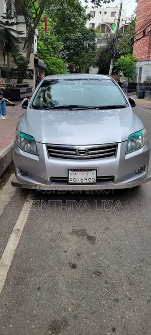 টয়োটা অ্যাক্সিও ড্রাইভারসহ ভাড়া