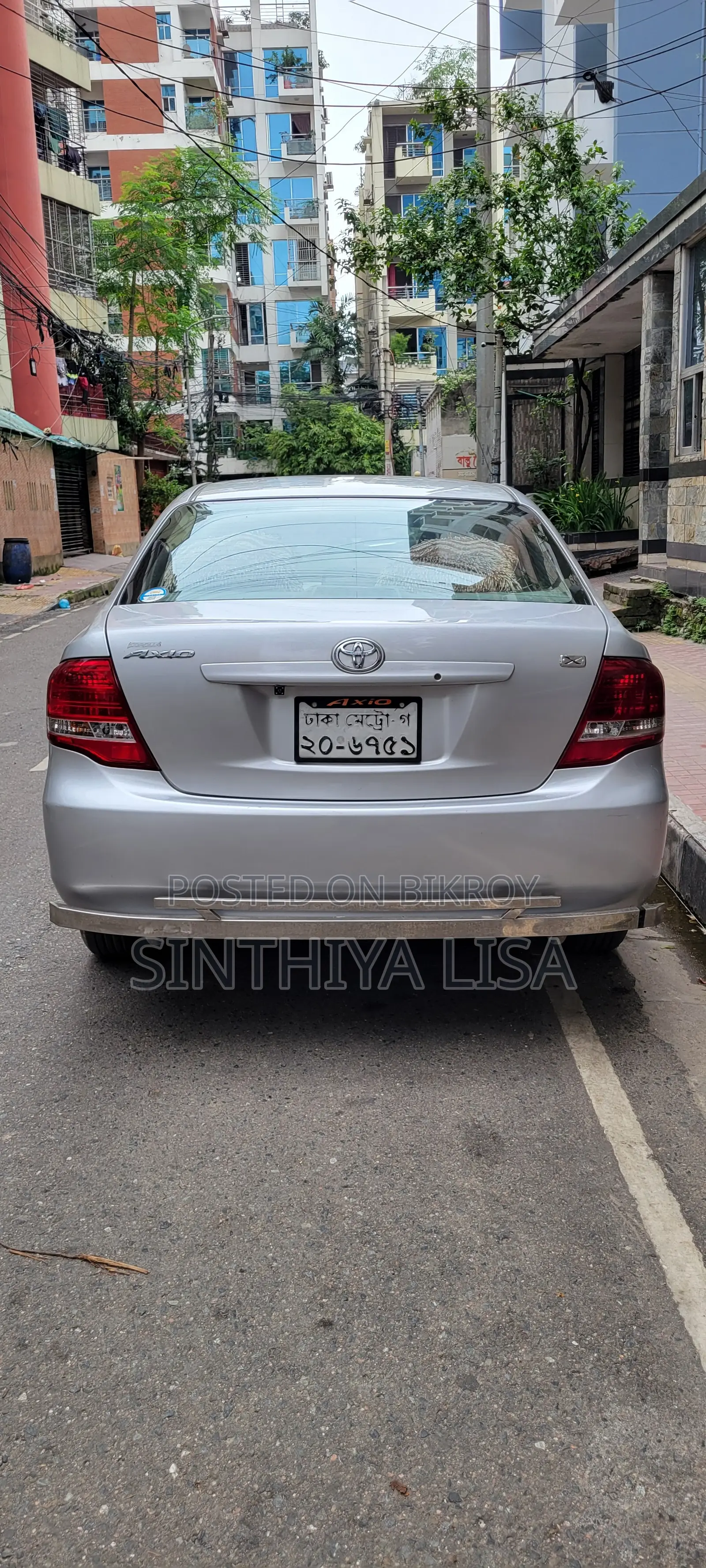টয়োটা অ্যাক্সিও ড্রাইভারসহ ভাড়া