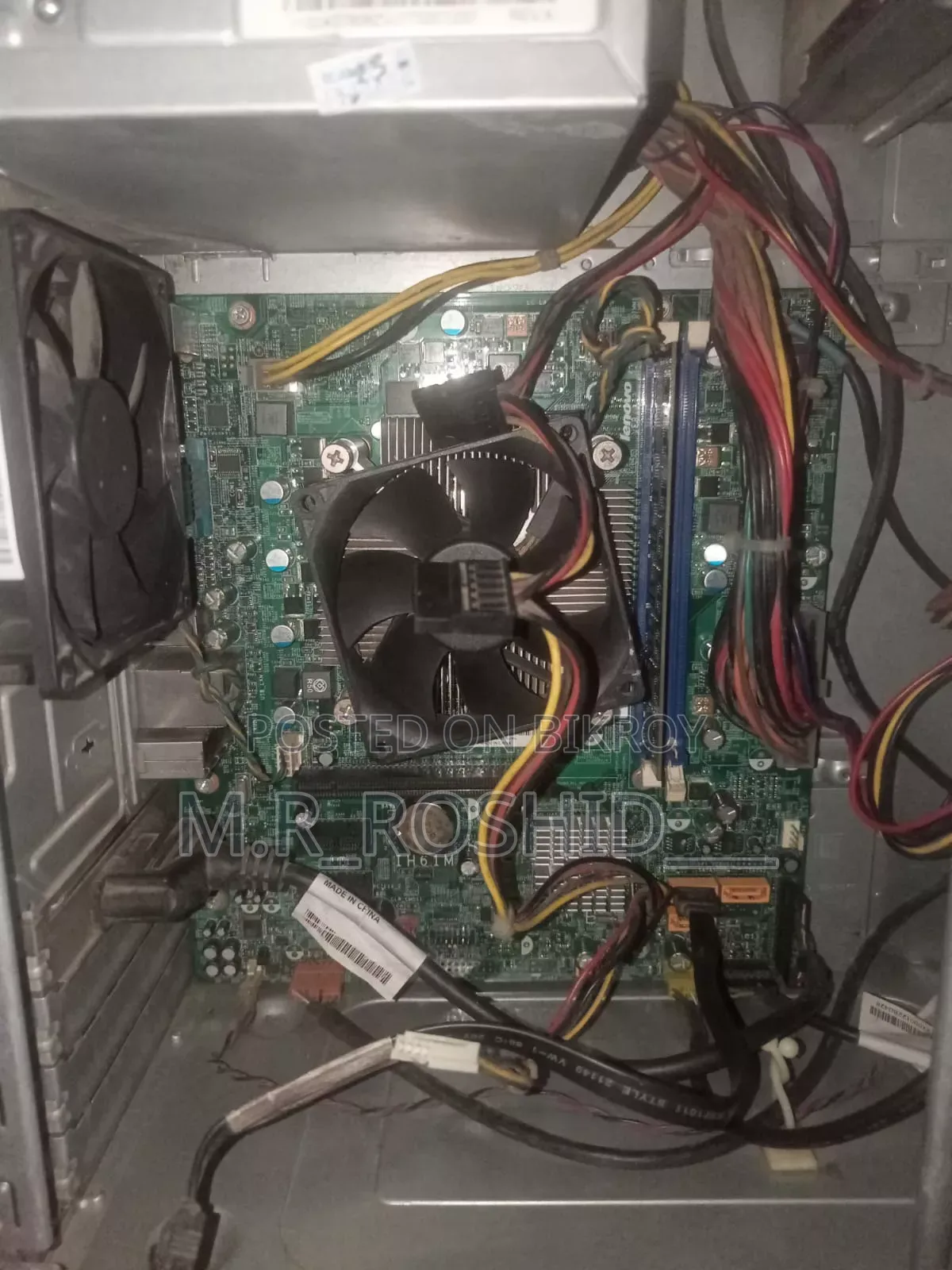 Desktop Computer Lenovo 8GB Intel Core i3 SSD 128GB