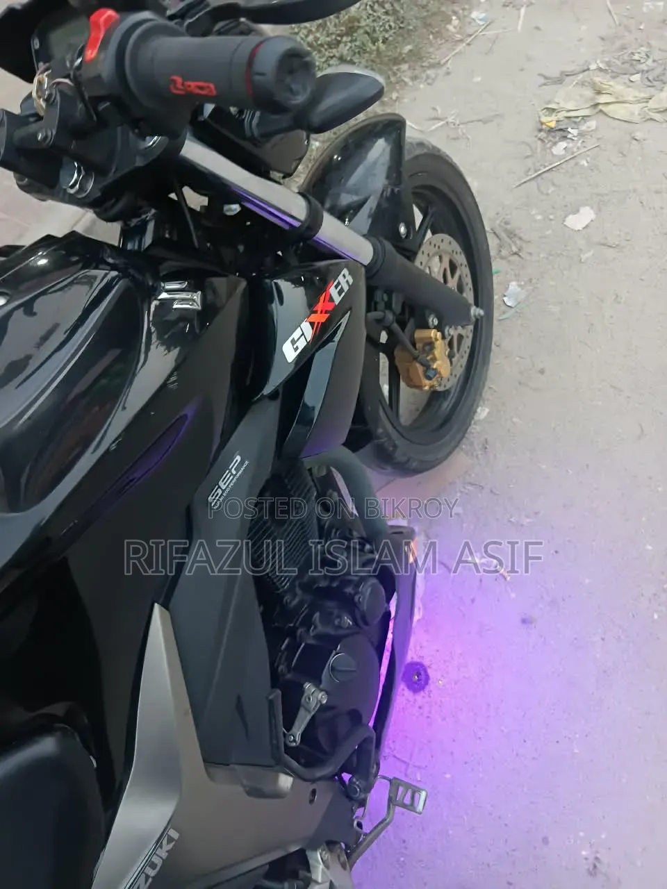সুজুকি গিক্সার ২০২৫ কালো