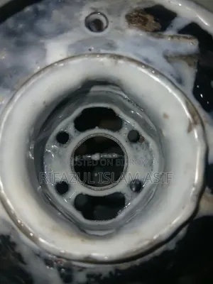 সুজুকি গিক্সার ২০২৫ কালো