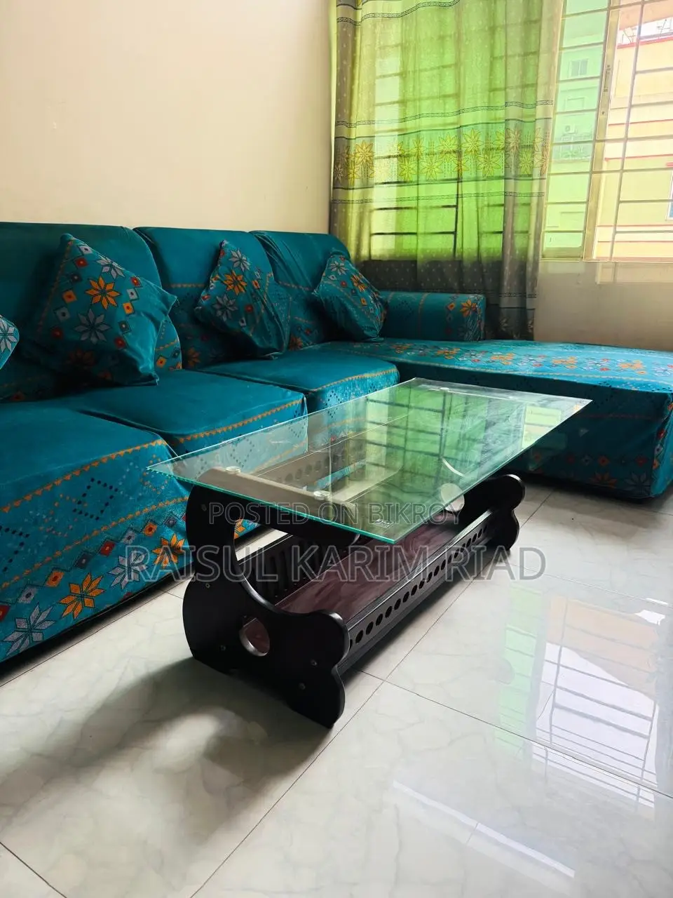 সেন্টার টেবিল