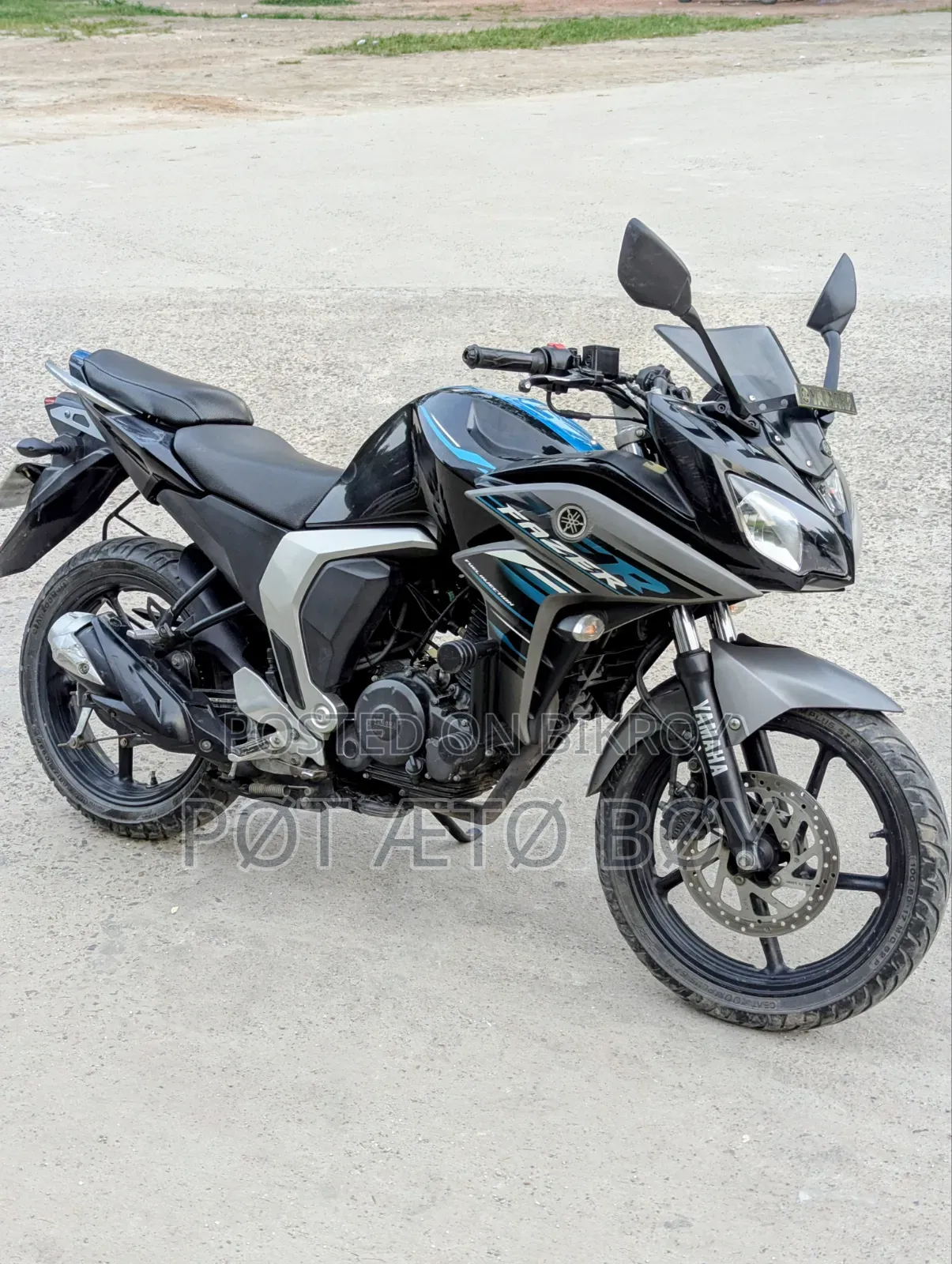 ইয়ামাহা ফেজার এফআই ভি২ ২০১৯ কালো