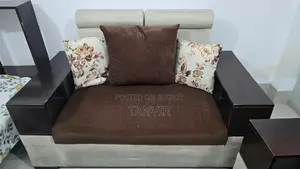 ফার্নিচারগুলো বিক্রি করা হবে
