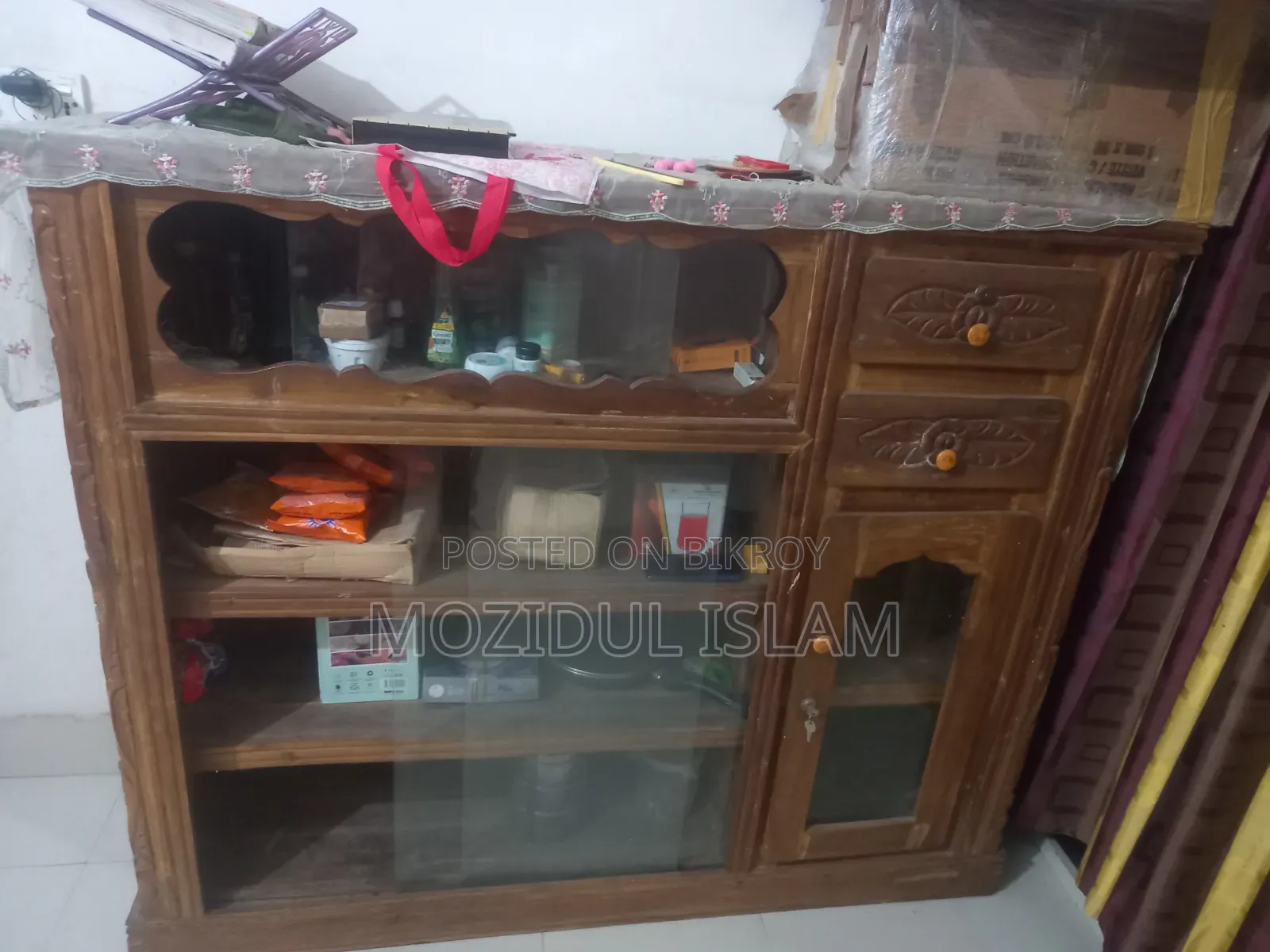 কাঠের ফার্নিচার বিক্রি করা হবে