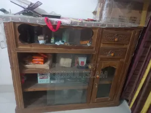 কাঠের ফার্নিচার বিক্রি করা হবে