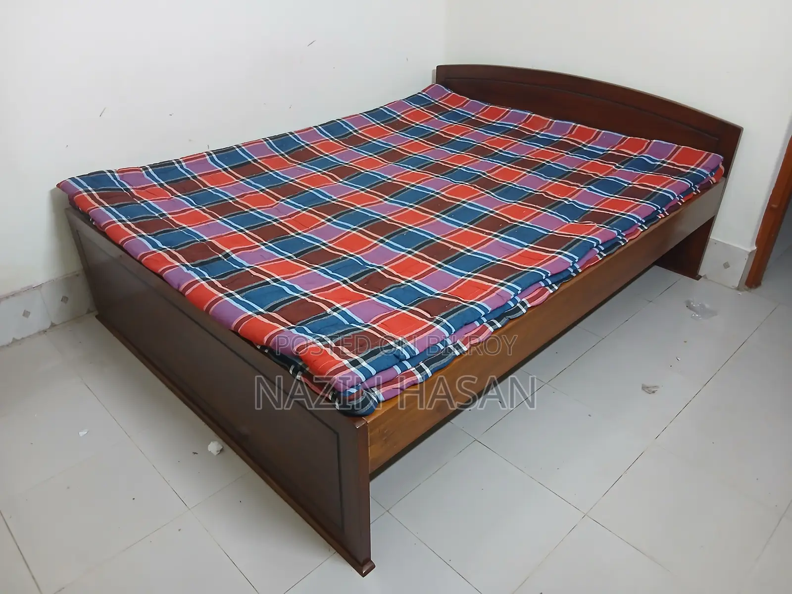 Bed With Mattress and Top