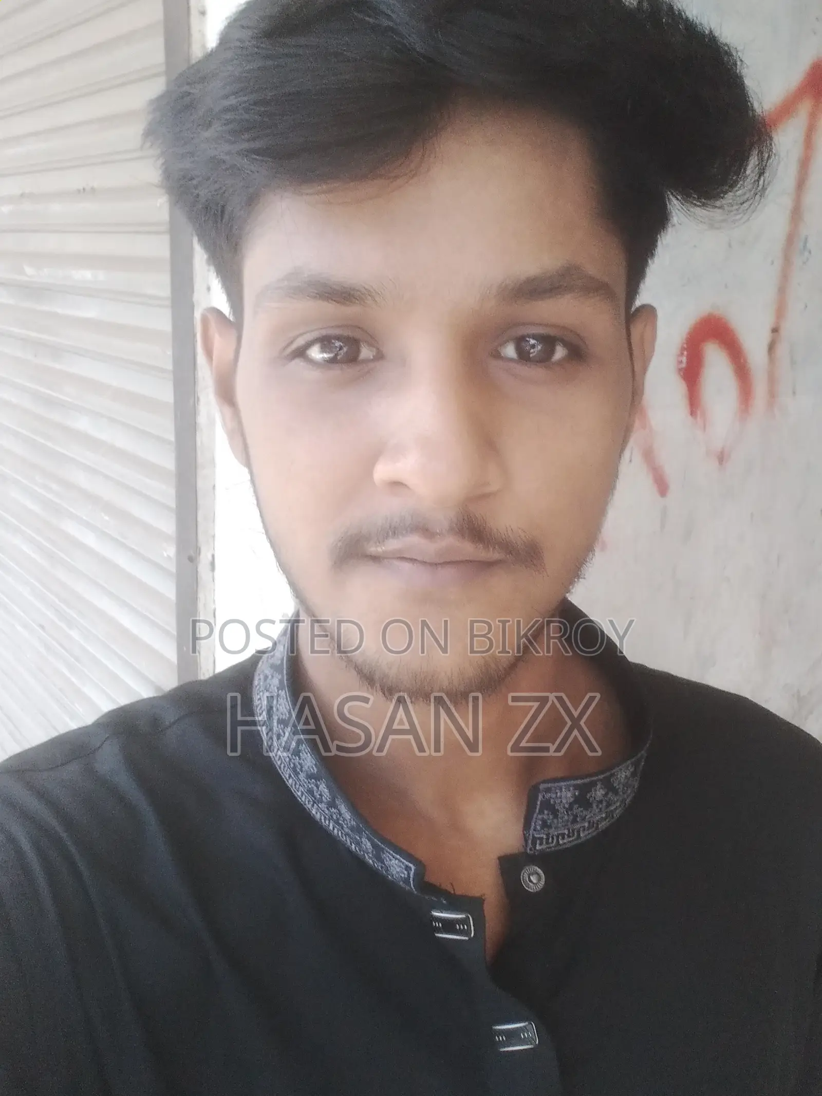 শপিংমল এ নিয়োগ বিঙ্গপ্তি।