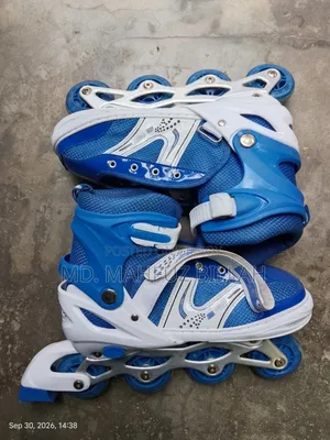 Skating shoes for adults. Wheel shoes.