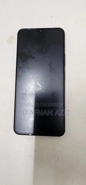 ভিভো ওয়াই১৮ ১২৮ জিবি লাল