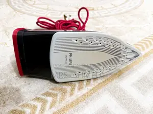 ফিলিপস স্টিম আয়রন ২৪০০ডব্লিউ