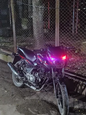 বাজাজ পালসার ১৫০ ২০১৮ ব্ল্যাক