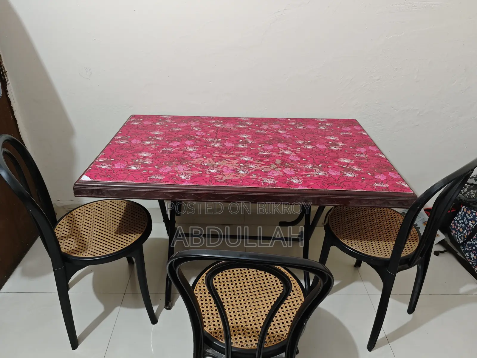 Dining Table Set (1 Table, 3 Chairs)