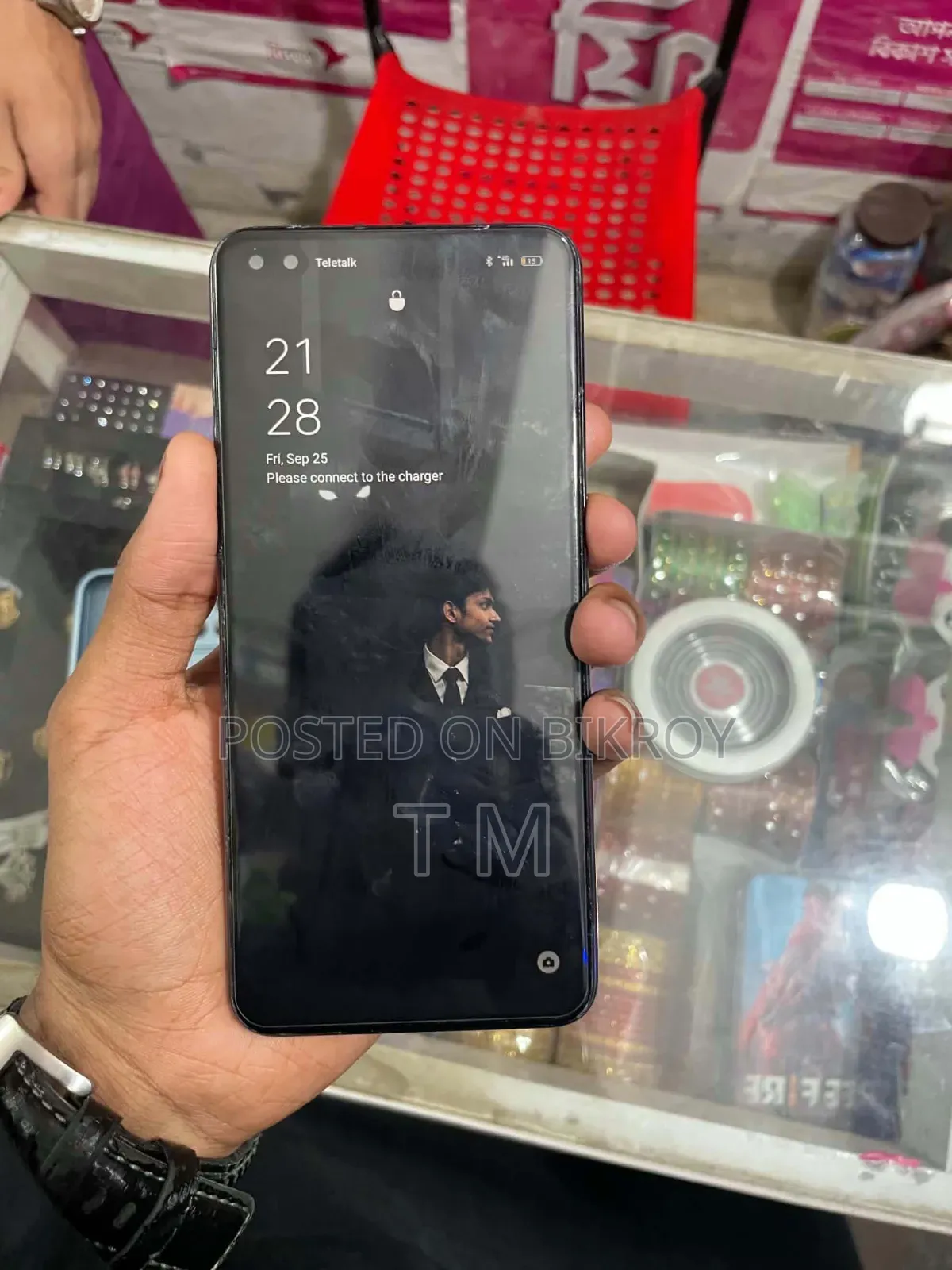 অপ্পো এফ১৭ প্রো ১২৮ জিবি কালো