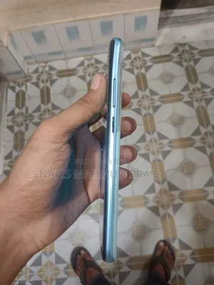 Vivo 128 GB Blue