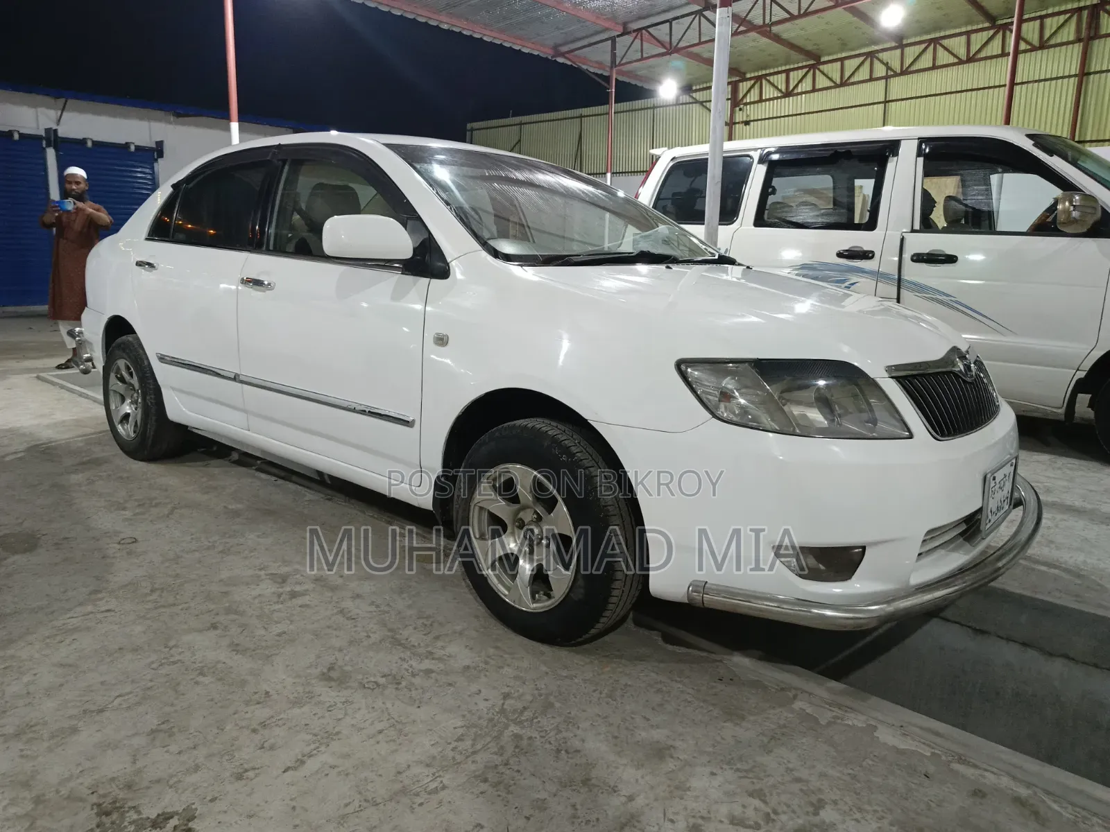 Toyota Corolla 2001 White