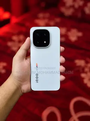 iQOO 15 256 GB White