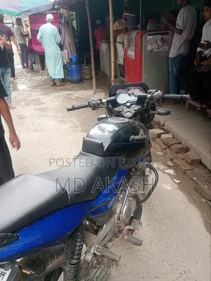 বাজাজ পালসার ১৫০ ২০১৬ নীল