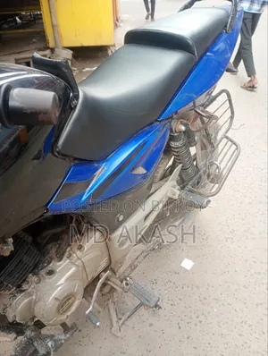 বাজাজ পালসার ১৫০ ২০১৬ নীল