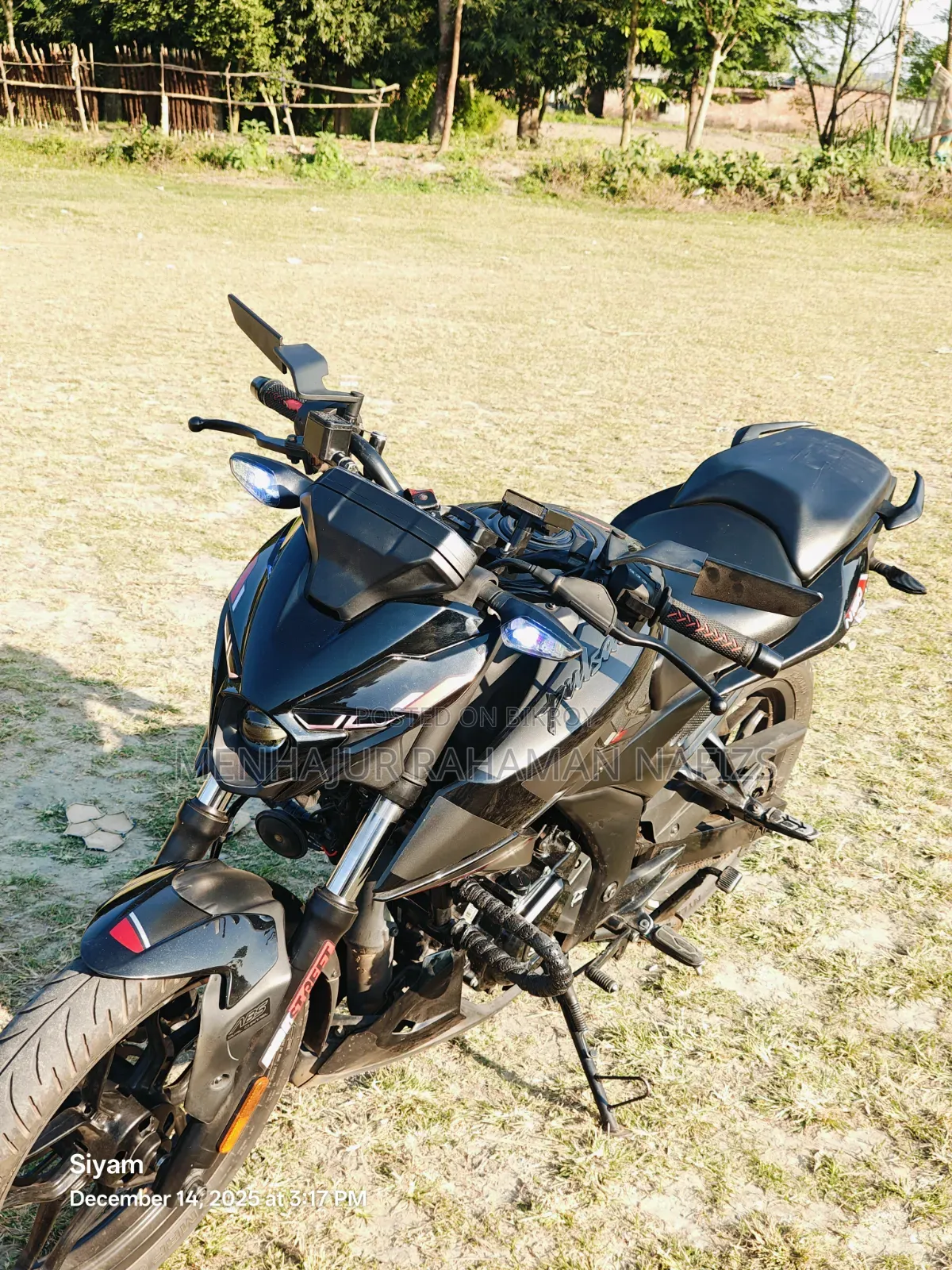 Bajaj Pulsar N160 2025 Black
