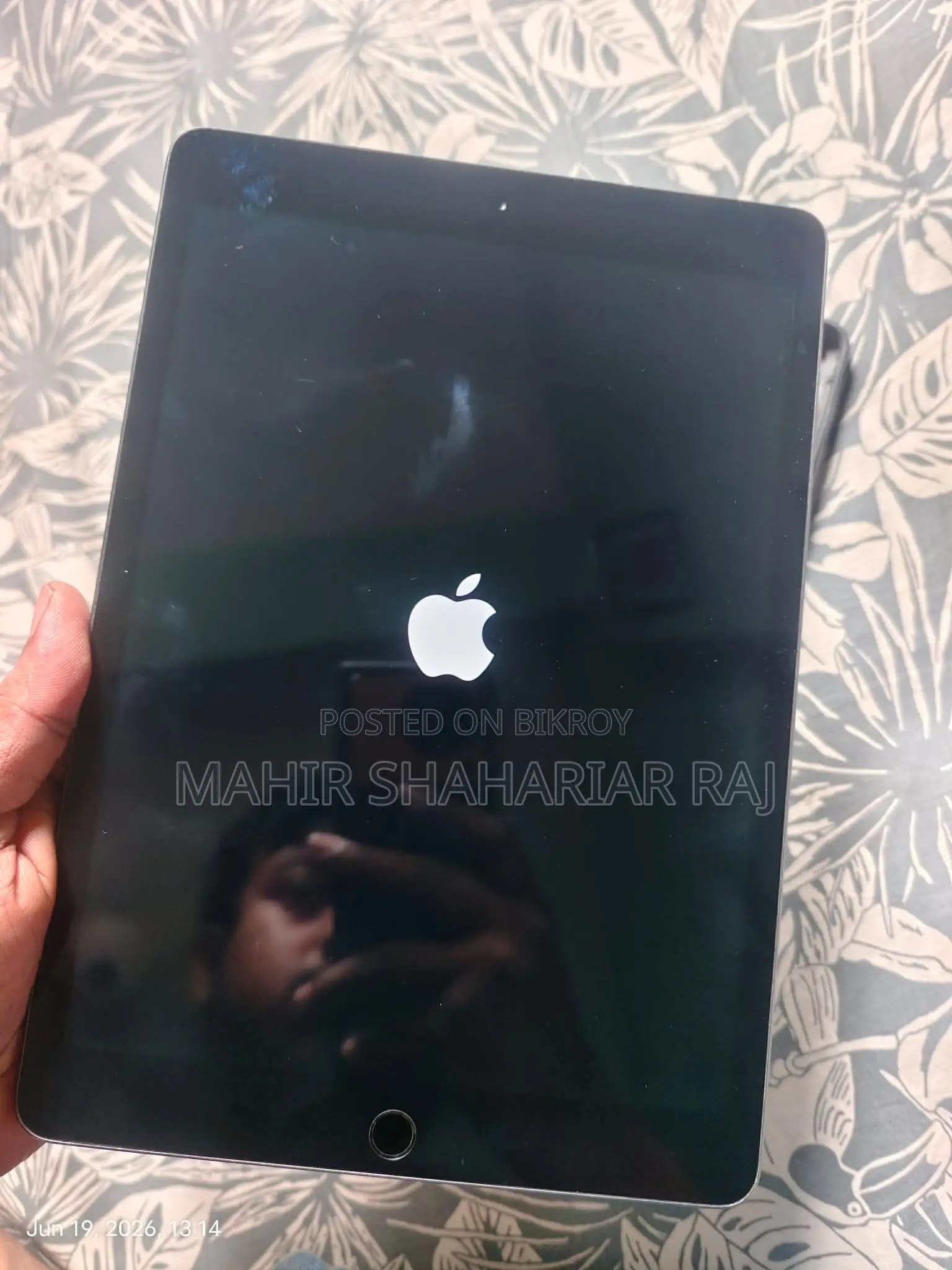 অ্যাপল আইপ্যাড ১০.২ (২০১৯) ১২৮ জিবি কালো