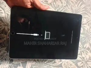 অ্যাপল আইপ্যাড ১০.২ (২০১৯) ১২৮ জিবি কালো