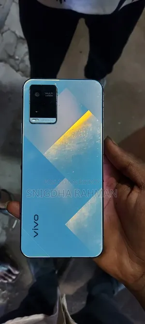 Vivo Y21 64 GB Silver