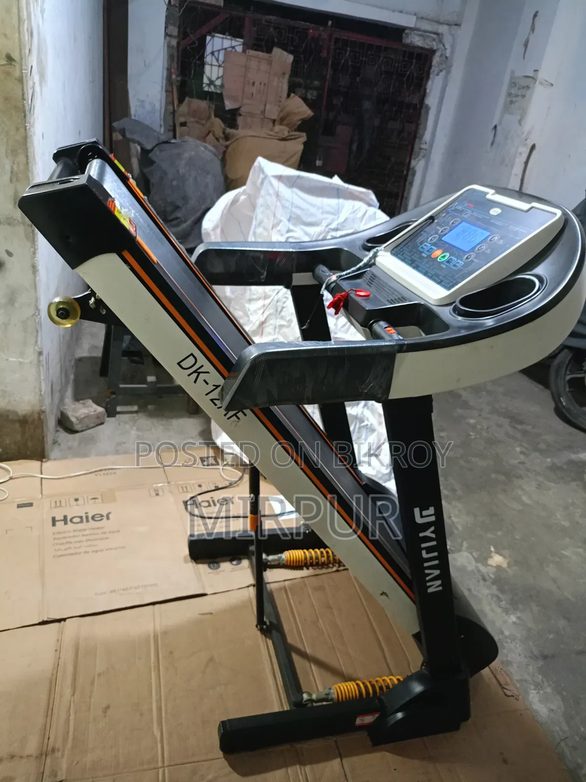 Yijian Motorised Treadmill