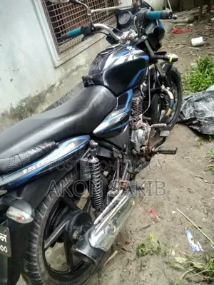 Bajaj Discover 150 2012 Black