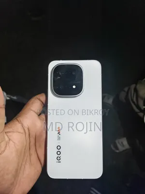 নতুন iQOO 15 256 GB হোয়াইট