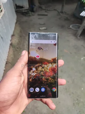 মোবাইল ফোন ১২৮ জিবি গোল্ড