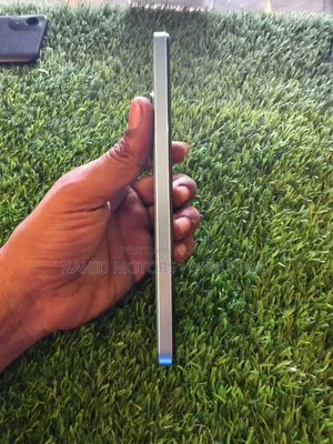 Vivo Y27 128 GB Blue