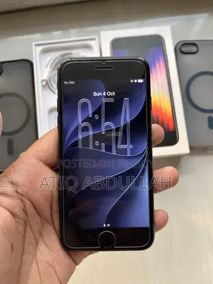 Apple iPhone SE (2022) 64 GB Black