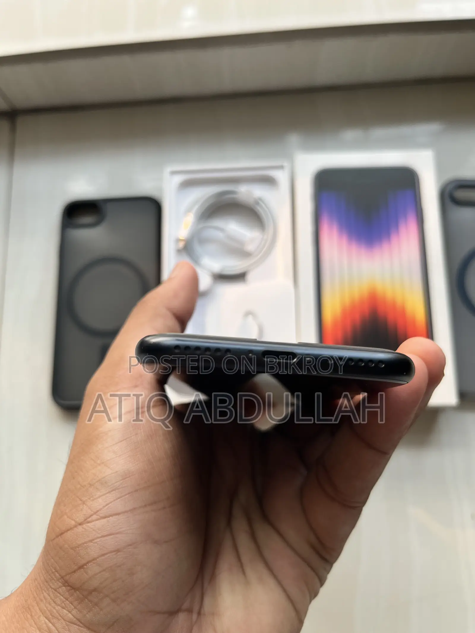 Apple iPhone SE (2022) 64 GB Black