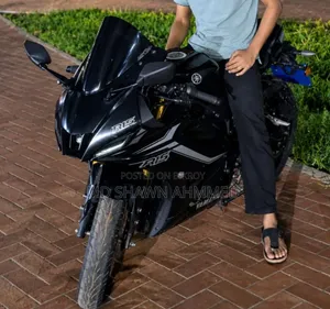 Yamaha R15M 2022 Black