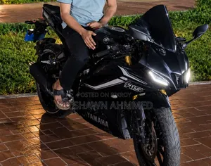 Yamaha R15M 2022 Black
