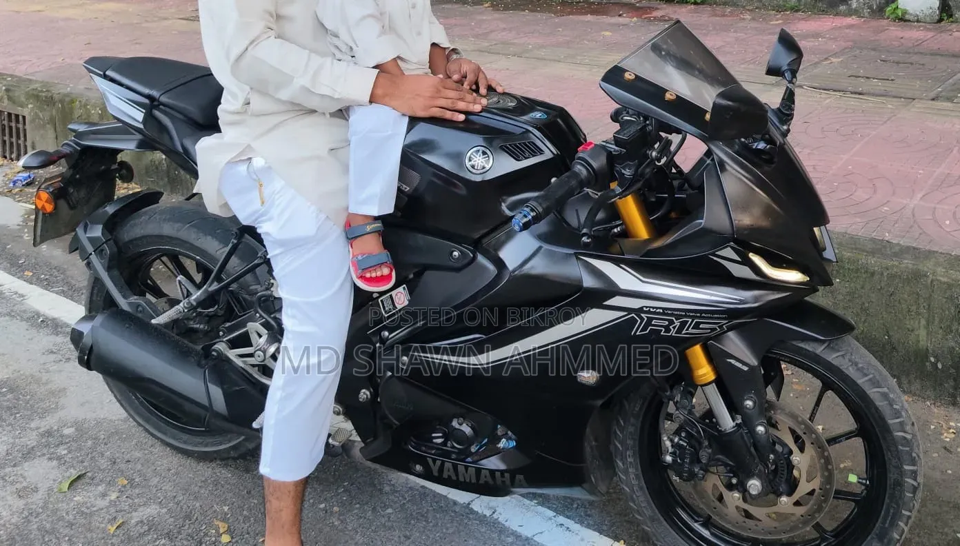 Yamaha R15M 2022 Black