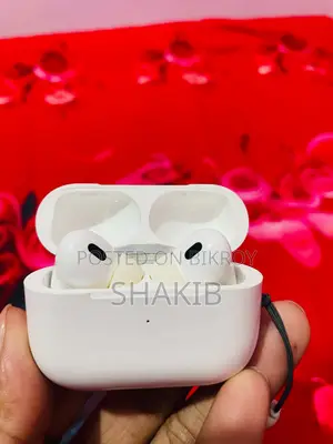 অ্যাপল এয়ারপডস প্রো ১ম জেনারেশন বিক্রি হবে