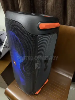 জেবিএল পার্টি বক্স ১১০