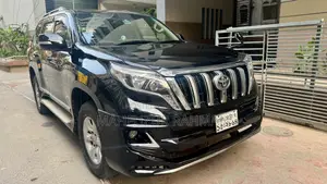 Toyota Land Cruiser Prado 2011 Black